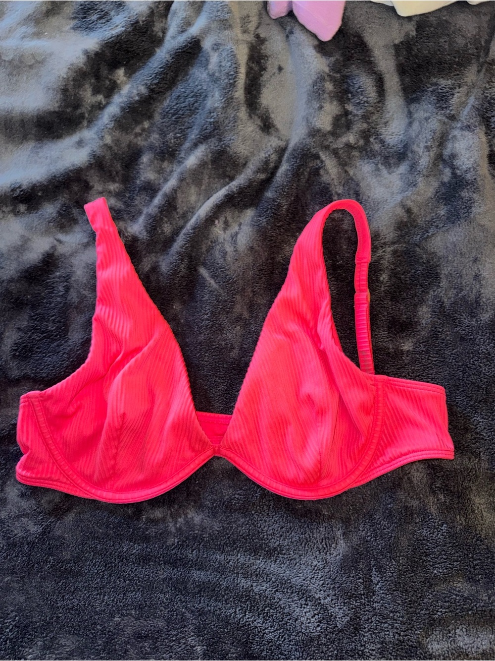 Hollister Ribbed Bright Pink Underwire Bra